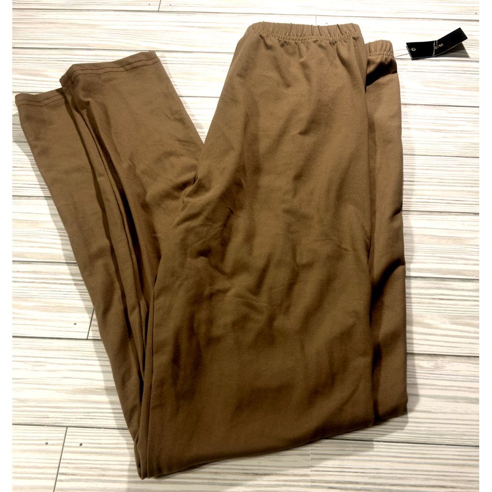 NWT Womens Boutique Adorn butter soft ankle Leggings Light Brown Tan S/M